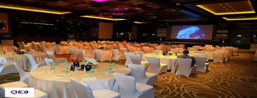 Al Ras 3 banquet setup at MoRE 2.0 Conference for corporate event and business meeting.