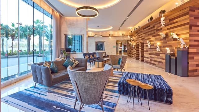Media One Hotel