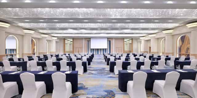 Large Meeting Room 2