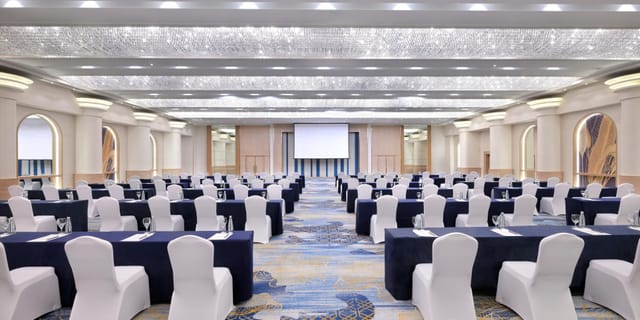 Crowne Plaza Dubai - Deira - Hotel ...