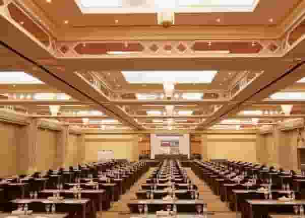 Large Meeting Room 2