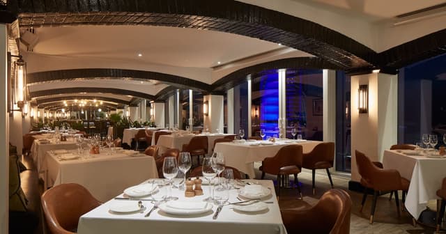 Jumeirah Beach Hotel