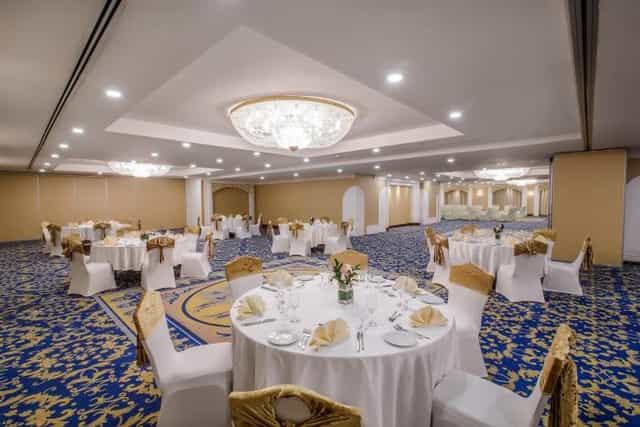 Grand Excelsior Hotel Bur Dubai, Book ...