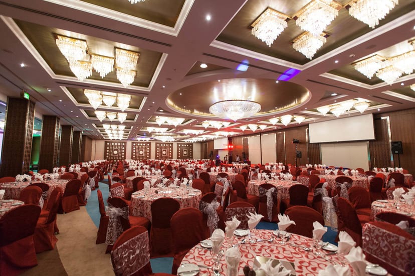 Riviera Hotel Dubai ballroom with crystal chandeliers for corporate galas and luxury weddings.