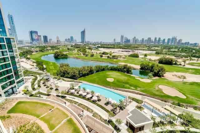 Strategy at Vida Emirates Hills: Luxury outdoor gala venue with golf course views for corporate events.