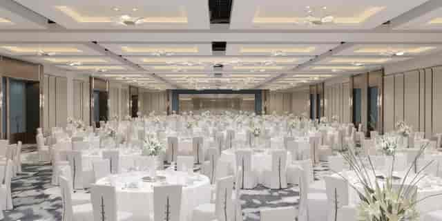 Modern ballroom at InterContinental Residence Suites Dubai for corporate galas and weddings.