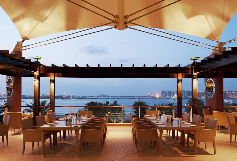 Bussola W Dubai open-air terrace for corporate dinners and luxury incentive events.