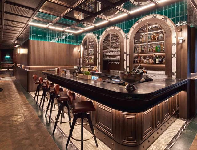 Bar