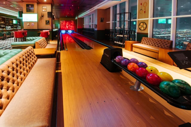 Upscale Bar 44 lounge with city night views for corporate receptions and team-building events.