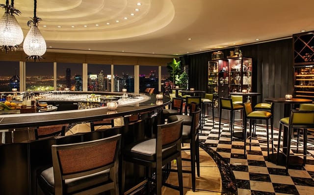 BAR 44, Dubai - The Marina - Restaurant ...