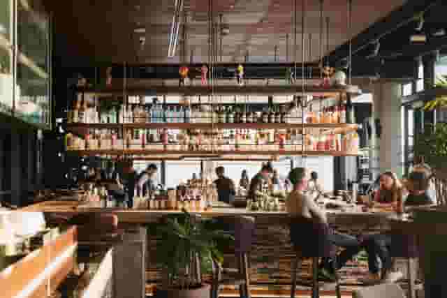 Bar