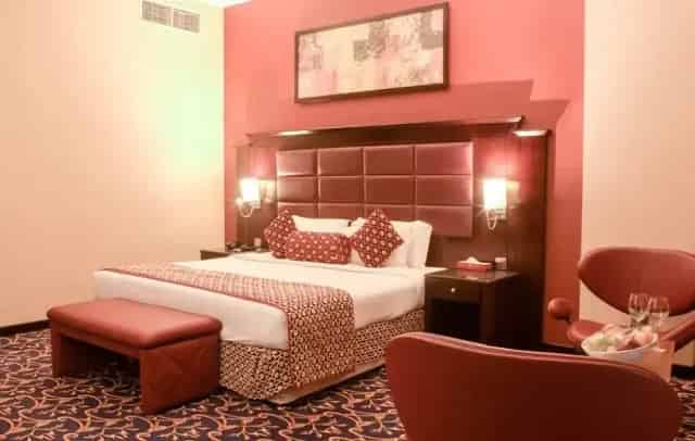 Rooms & Suites