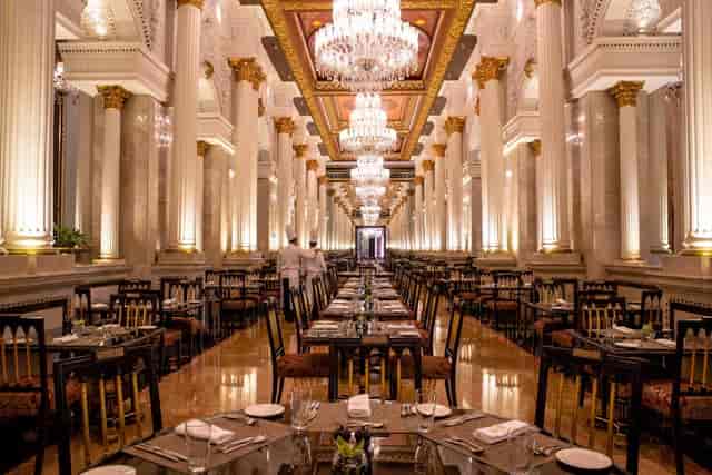 Elegant banquet hall at Imperium Jumeirah Zabeel Saray for gala dinners and corporate events.