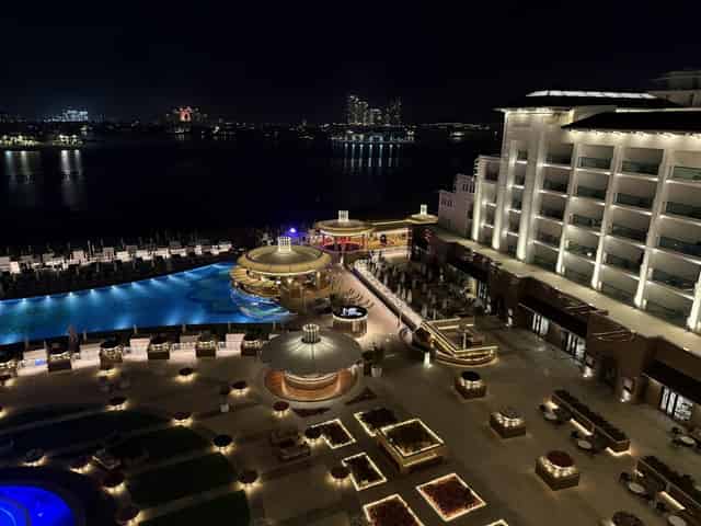 Raia Rooftop Restaurant and Lounge