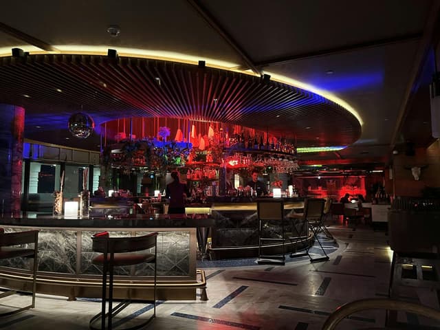 Raia Rooftop Restaurant and Lounge