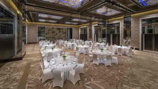 Hyatt Regency Dubai Creek Heights