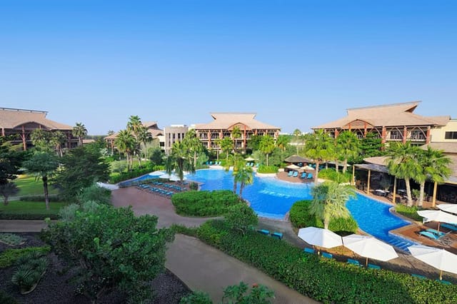 Lapita Dubai resort for corporate retreats and team-building incentive travel events.