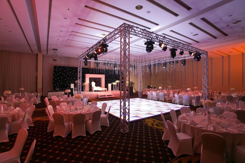 Hotel with Meeting Room, Conference ...