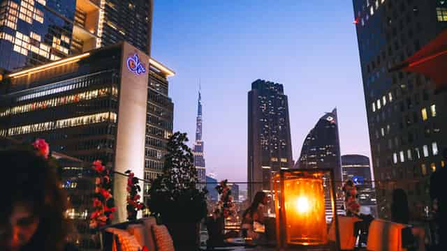 Luna Sky Bar
