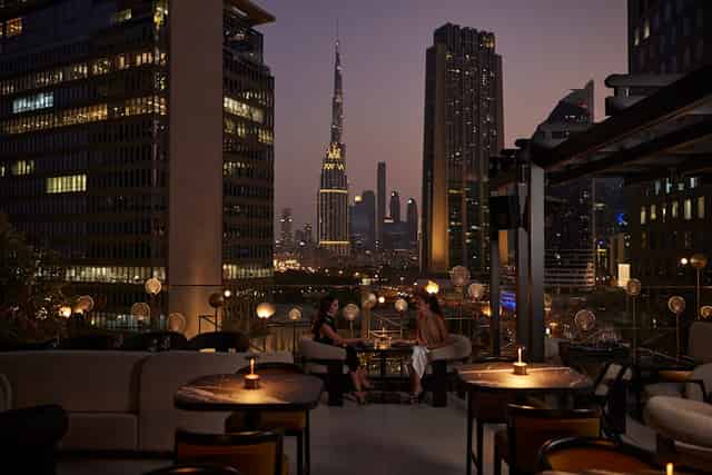 Luna Sky Bar