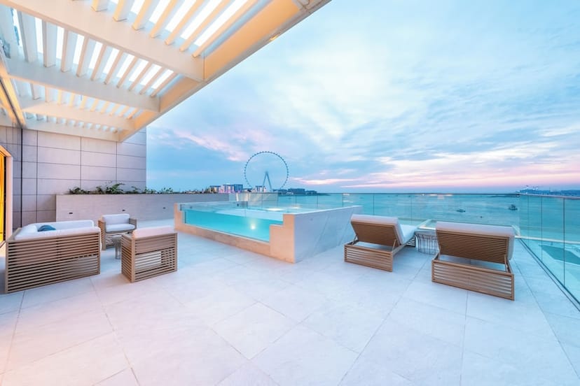 Pool Party Room with sea view at FIVE LUXE JBR for VIP networking and corporate cocktail events.