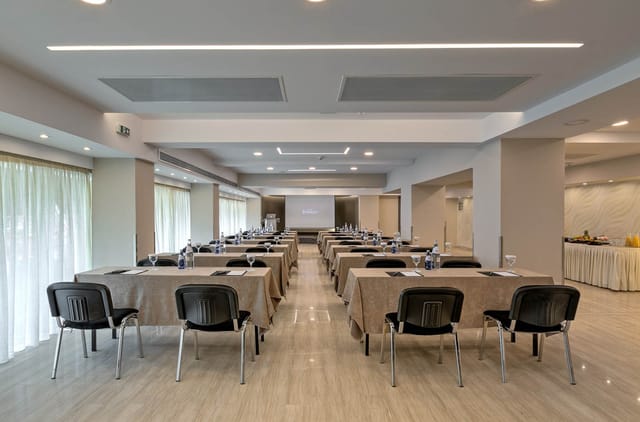 Vikos classroom setup at Stanley Hotel: perfect for corporate training and professional workshops.