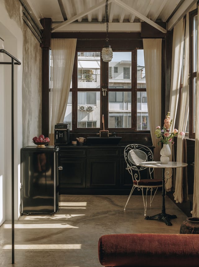 Mona Athens kitchenette: luxury breakout space for VIP meetings and networking events.