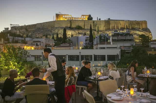 Shila Athens roof garden dining with Acropolis view for corporate incentive and luxury events.