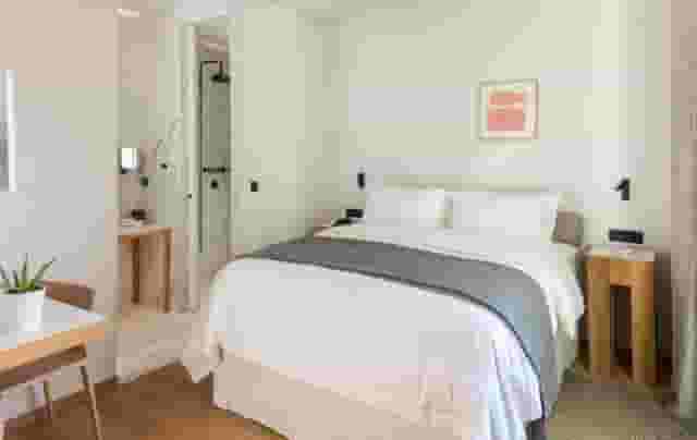 Boulevard Room