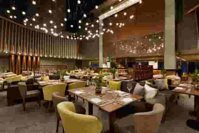 Fos Restaurant