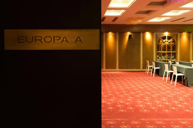 EUROPA B