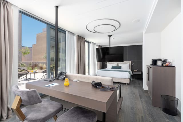 Suite Hellenic Vibes