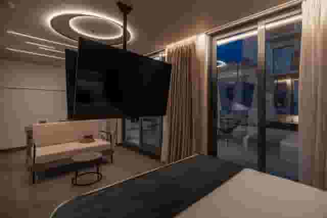 Suite Hellenic Vibes