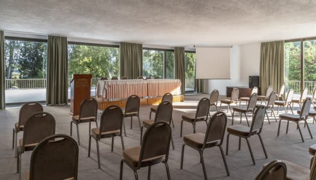 Meeting Rooms