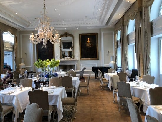 Tudor Hall elegant dining room ...