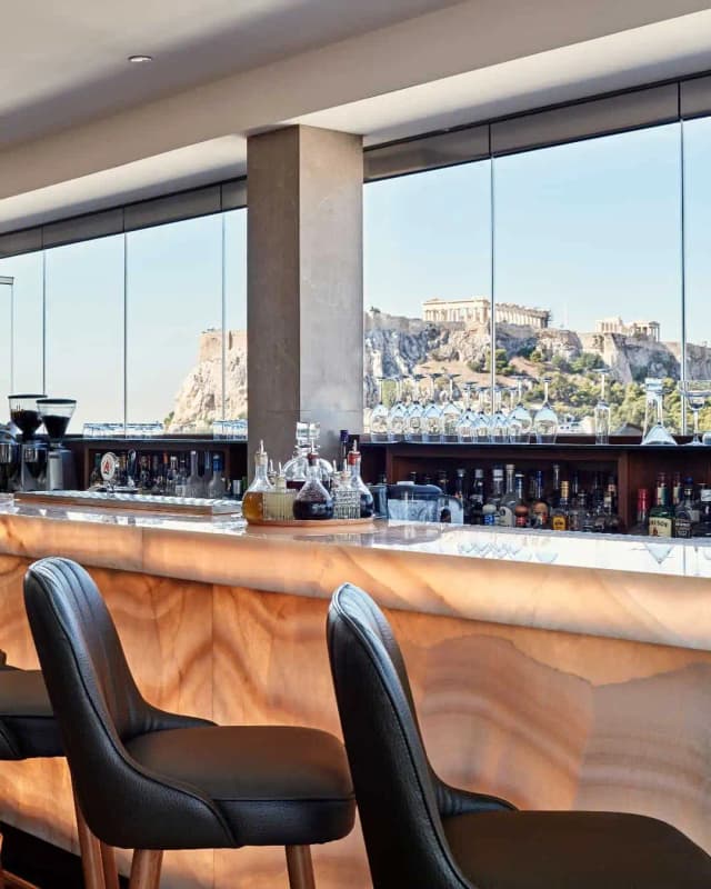 M Bar