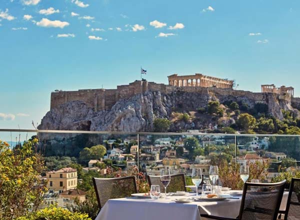 M Bar restaurant venue with iconic city views for corporate incentive events and gala dinners.