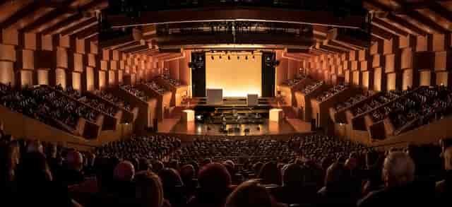 Christos Lambrakis Hall, Athens: Tiered plenary venue for corporate keynotes and product launches.