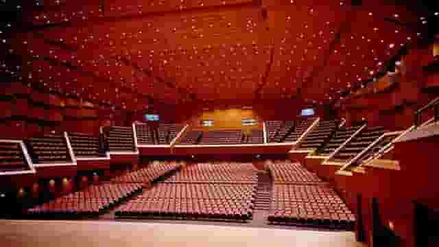 Alexandra Trianti Hall