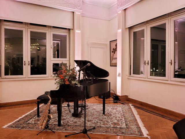 Grand piano in Amalias 36, 2nd floor, perfect for corporate cocktail events and private receptions.