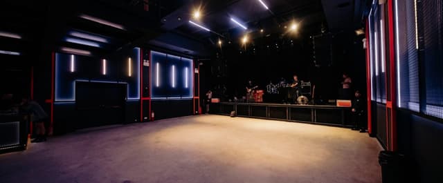 Ground Stage