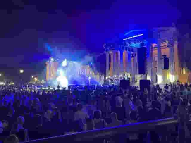 Stage