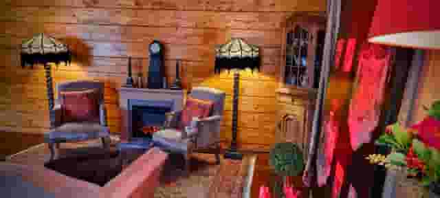 Lumiere Underwood