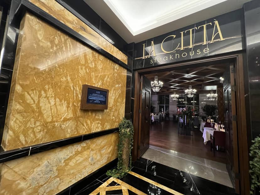 Elegant restaurant entrance at Mövenpick Riyadh, ideal for VIP dinners and corporate receptions.