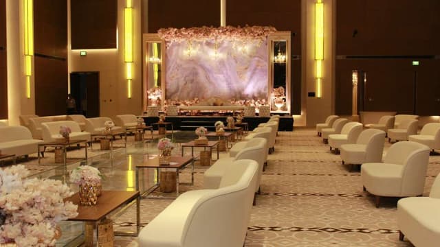 Banquet hall