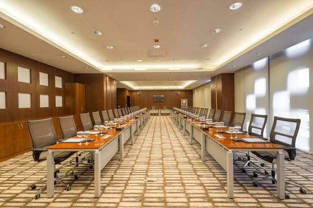 Crowne Plaza Riyadh Al Waha