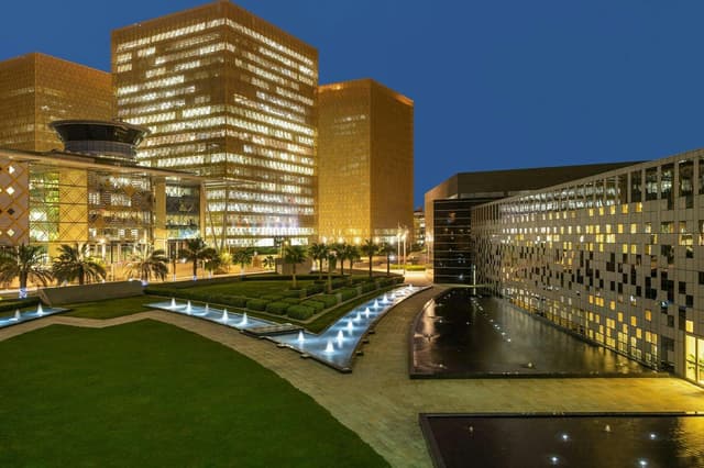 Crowne Plaza Riyadh Al Waha