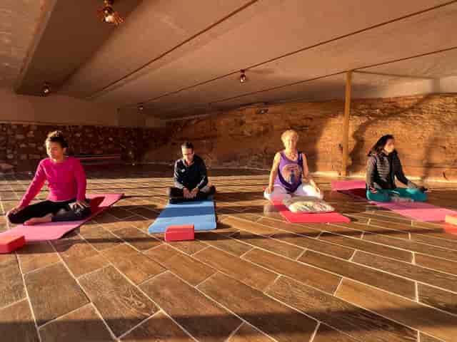 Bedouin Yoga Camp Wadi Rum: Wellness retreat in Jordan with natural desert venue scenery.