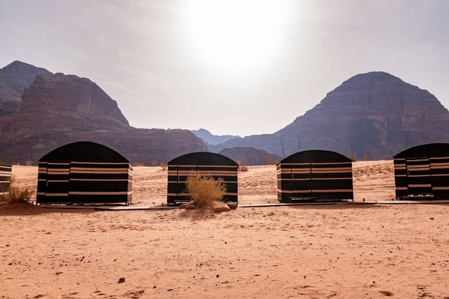 Bedouin Yoga Camp, Wadi Rum: Luxury glamping for exclusive corporate retreats and incentive travel.