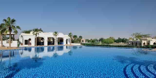 Poolside Durrat Ballroom A outdoor venue for luxury corporate events and product launches.